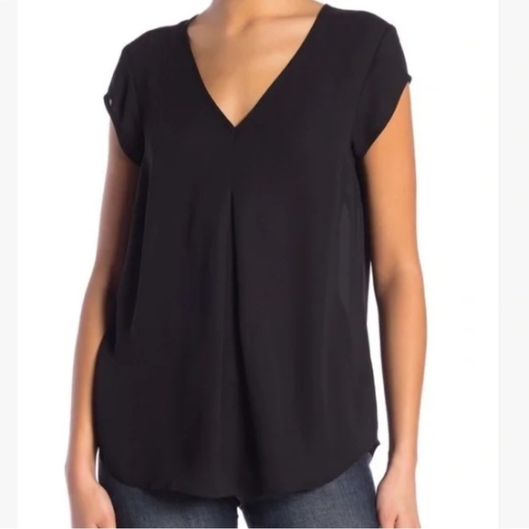 Halogen Black V-Neck Short Sleeve Top. Pre-Owned. - Picture 1 of 7